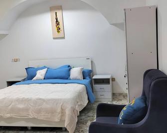 Charming 1-bedroom apartment in Tema with AC - Tema - Chambre