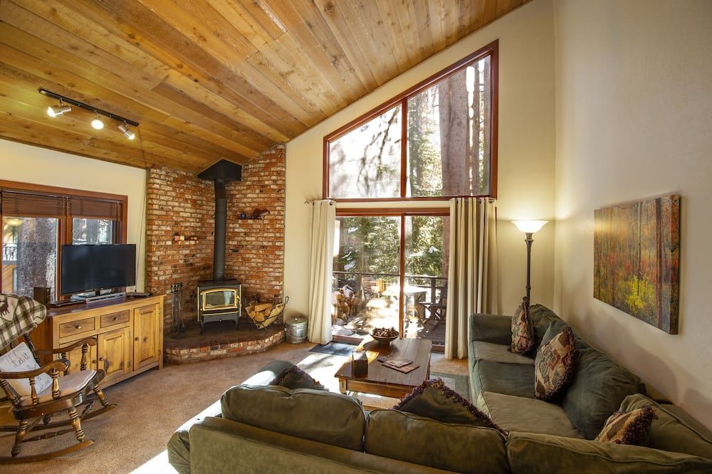 Austria Hof Lodge - Mammoth Lakes
