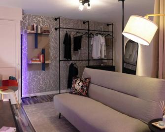 Studio Calme & Stylé en Hyper Centre - Perpignan - Living room