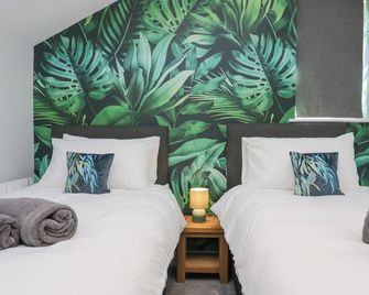 Crag View Cottage - Barrow-in-Furness - Bedroom