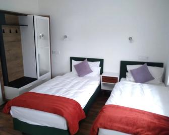 Hotel Zentrum - Grevenbroich - Slaapkamer