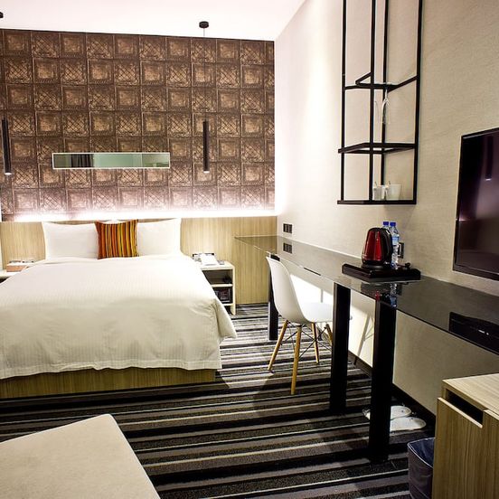 Via Hotel - Zhongxiao image 1