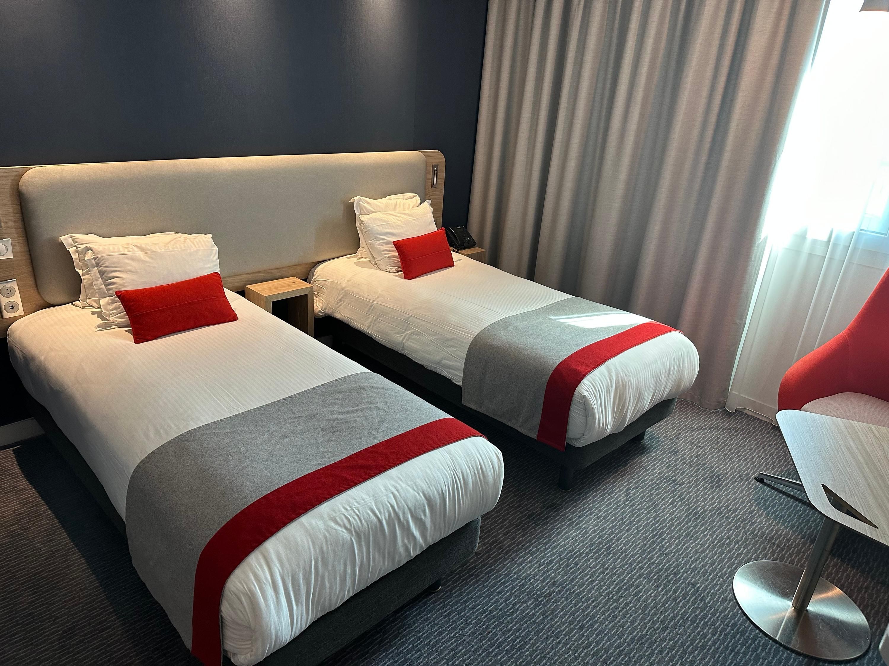 Holiday Inn Express Paris - Velizy By IHG