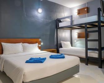 Leisure Hostel - Krabi - Kamar Tidur