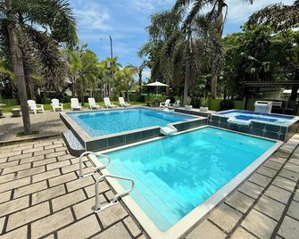 Brisa Del Mar - Playa Hermosa - Piscina