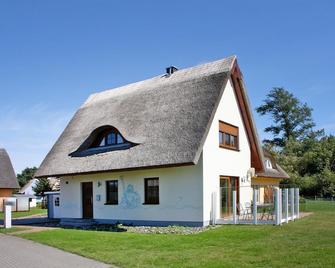 Ferienhaus Poseidon in Vieregge - Neuenkirchen auf Ruegen - Edificio