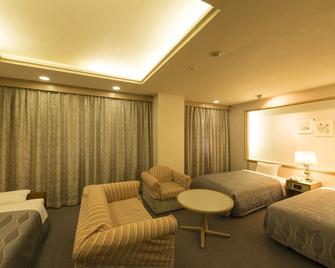 Sky Hotel Namerikawa - Namerikawa - Bedroom