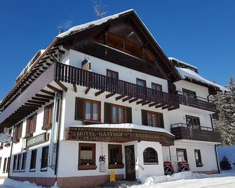 Hotel Restaurant Kniebishöhe - פרוידנשטאט - בניין