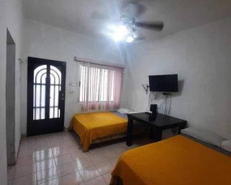 Casa 5 de Mayo - Linares