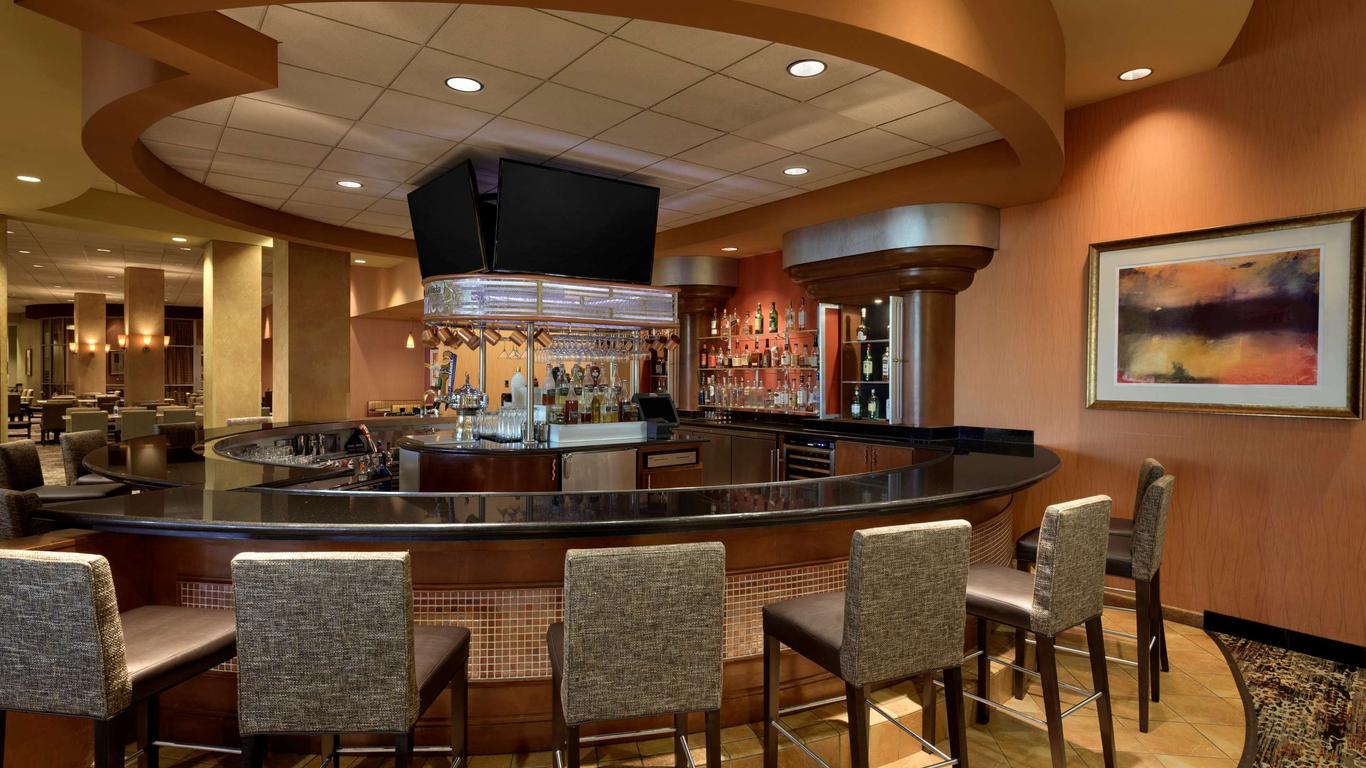 Embassy Suites Omaha- La Vista/ Hotel & Conference Center