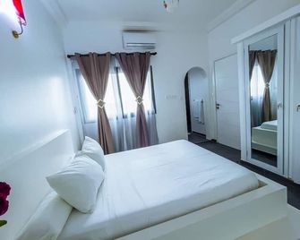 Kapinga's House - Saly - Bedroom