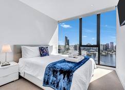 Melbourne Lifestyle Apartments - Best Views on Collins - Melbourne - Bedroom