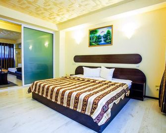 Hotel Charter Otopeni - Otopeni