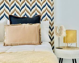 Canaryislandshost l Famara Surfer - Teguise - Chambre