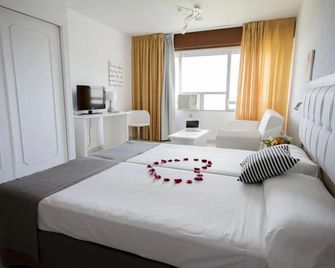 Bluesense Villajoyosa Resort - Villajoyosa - Habitación