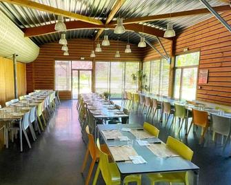 Auberge de Jeunesse HI Grenoble - Échirolles - Restaurante