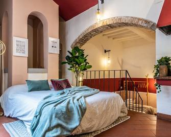 Wine Apartments Florence Vernaccia - Firenze - Makuuhuone