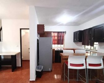 Casa Villegas B céntrica en Linares - WiFi 100MB y asador - Linares