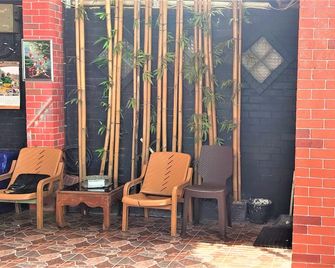Katawa Guest House Syariah - Palembang - Patio