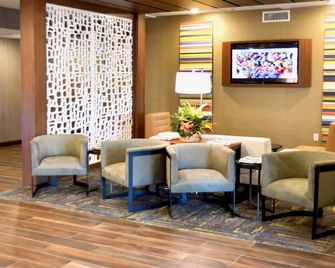 Holiday Inn Express Bordentown - Trenton South By IHG - Bordentown - Lounge