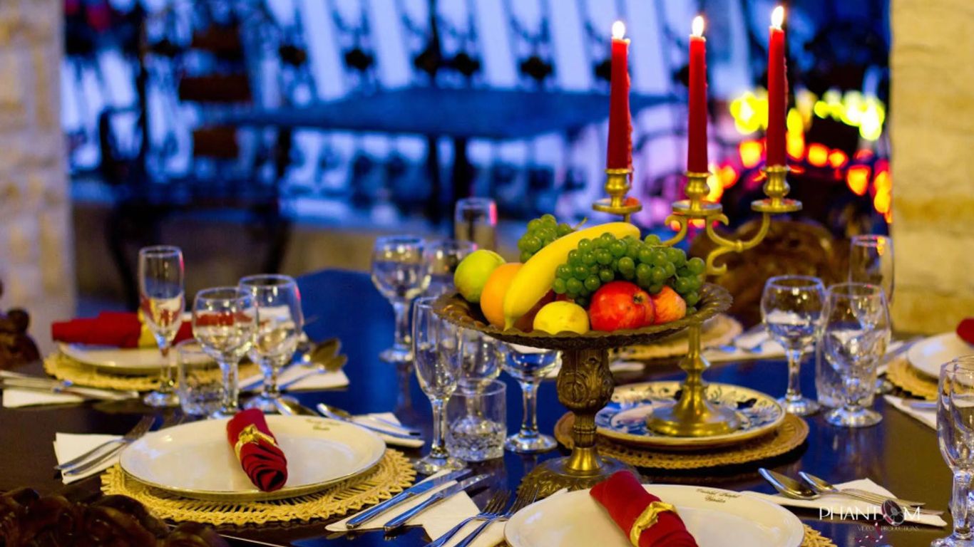 Hunter Prince Castle Hotel