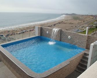 Hotel Terrazas Del Mar - Huacho - Piscina