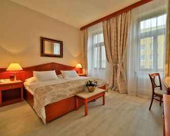 Hotel Carlton - פראג - חדר שינה