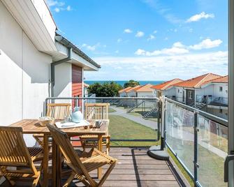 Gudhjem Søpark Lejl 10 - Gudhjem - Balkón