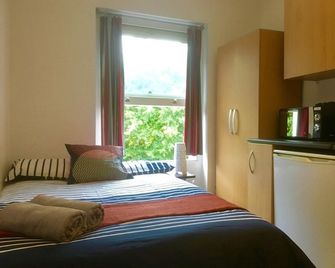 Holland Park Lifestyle Studios - London - Bedroom