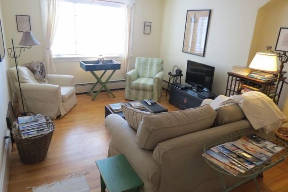 Comfort Found Literary Lodging
