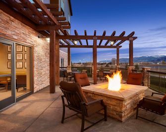 Country Inn & Suites by Radisson Bozeman, MT - בוזמן - מרפסת