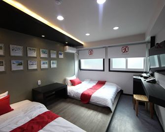 Calli Hostel - פוסן - חדר שינה