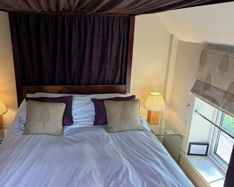 Hunters Rest Inn - Bristol
