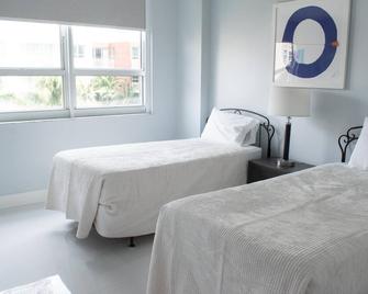 2 bedroom 2bath w/Pool. Midtown Miami minutes from Wynwood and airport - Miami - Bedroom