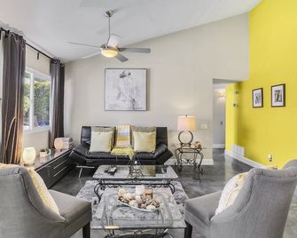 Tranquil Padua Pad - Palm Springs - Sala de estar