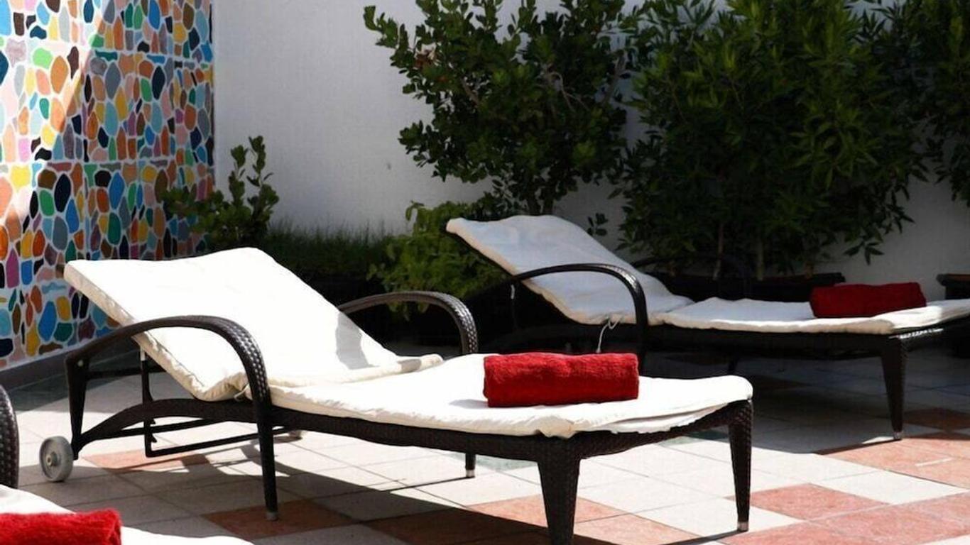 Spark Residence Hotel