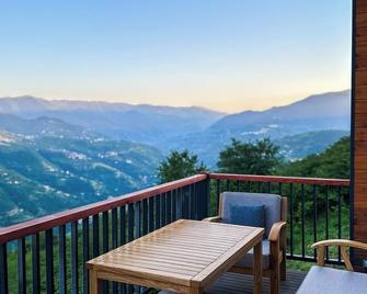 Akcatepe Dag Evleri - Akçaabat - Balkon