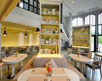 تايمز فالي كاو ياي - Mu Si - مطعم