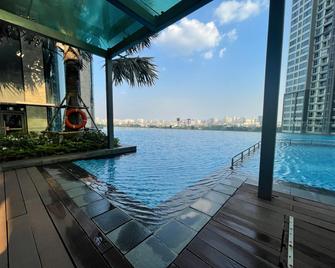 Landmark Plus Residences Luxury Suite - Ciudad Ho Chi Minh - Piscina