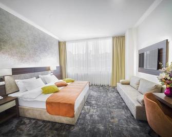 Hotel Marshal Garni - Belgrade - Bedroom