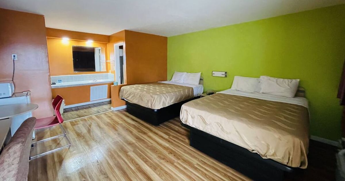 Budget Inn Pulaski £54. Pulaski Hotel Deals & Reviews KAYAK
