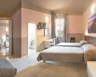 Albergo La Villetta - Sarzana - Bedroom