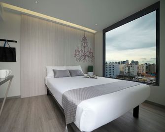 Hotel 81 Premier Princess - Singapore