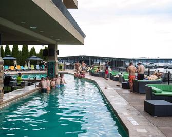 Camden on the Lake Resort & Spa - Lake Ozark - Pool