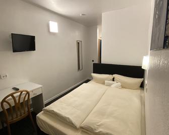 Hotel Luise - Essen - Bedroom