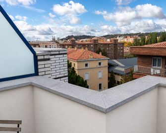 Hotel Cardeña by gaiarooms - Burgos - Balcón