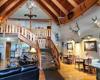 Nisqually Lodge - Ashford - Patio
