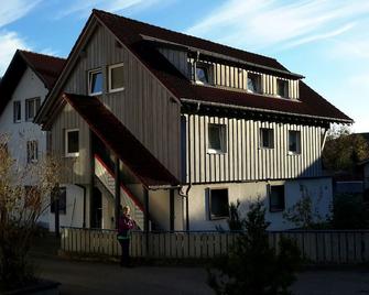 Pension Goldmann - Ferienwohnung 2 - Schönau im Schwarzwald - Edificio