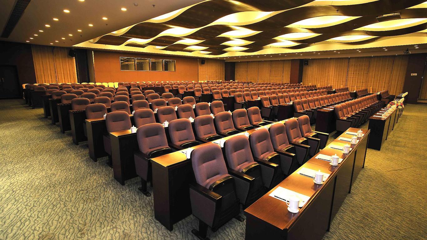 Jinling Yuntai Hotel International