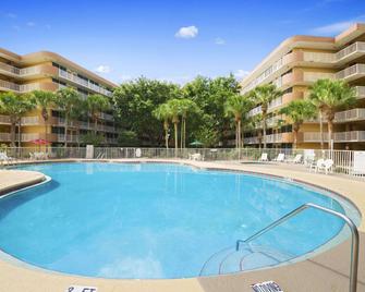 Baymont by Wyndham Celebration - Celebration - Piscina